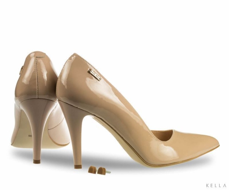 Czółenka Bravo Moda, beżowe - lakier